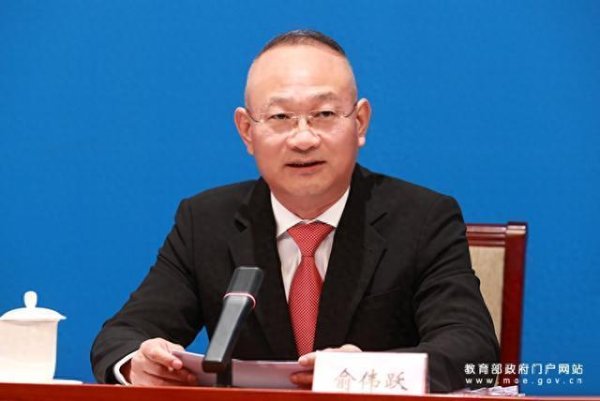 金智股配 教育部：严厉打击诋毁污名教师等违法行为